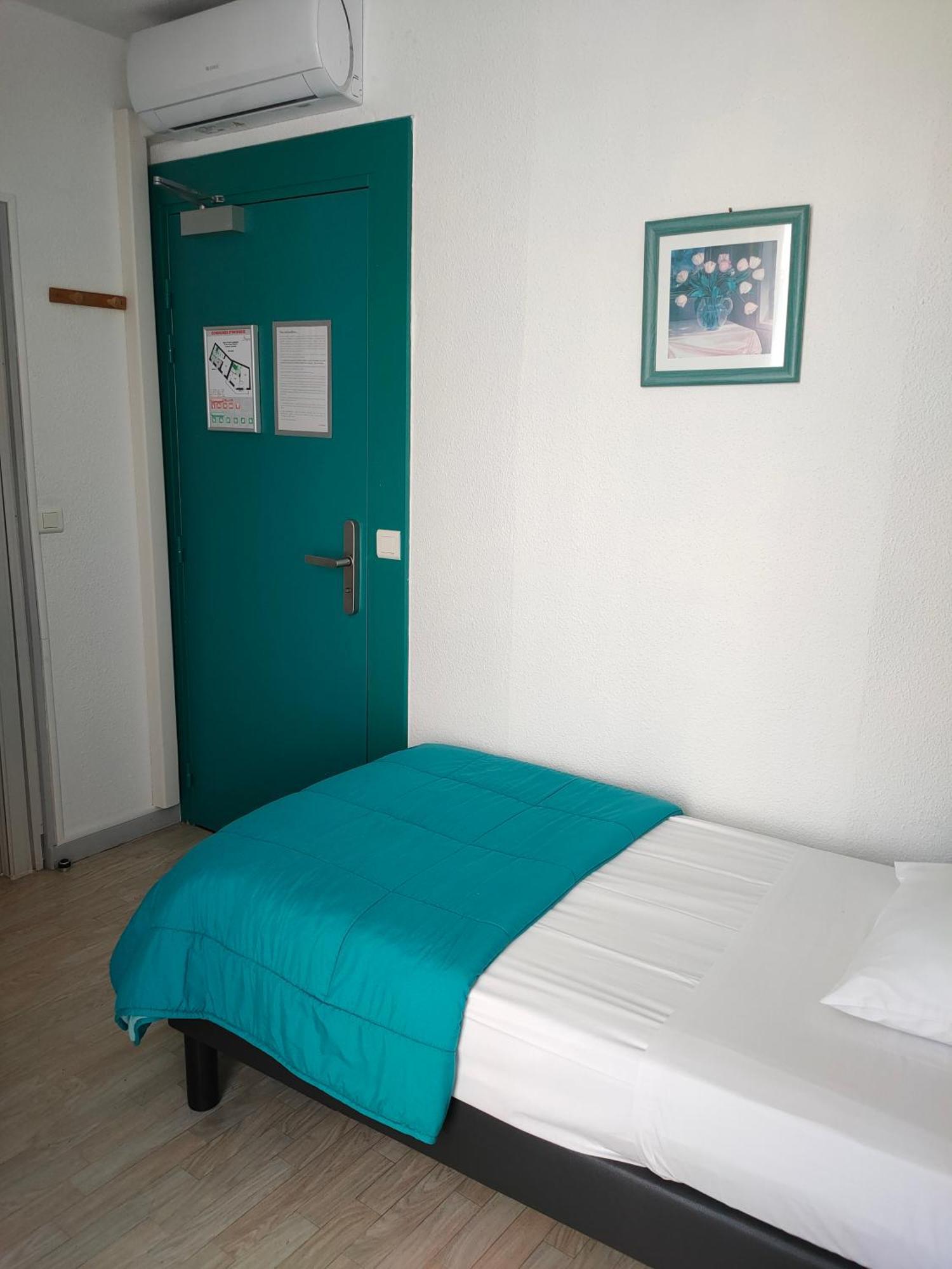 Hotel De La Grotte 엑스레뱅 외부 사진